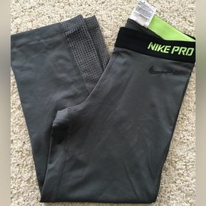 New Nike Pro leggings tights dri fit olive capri mesh active crop vent - small